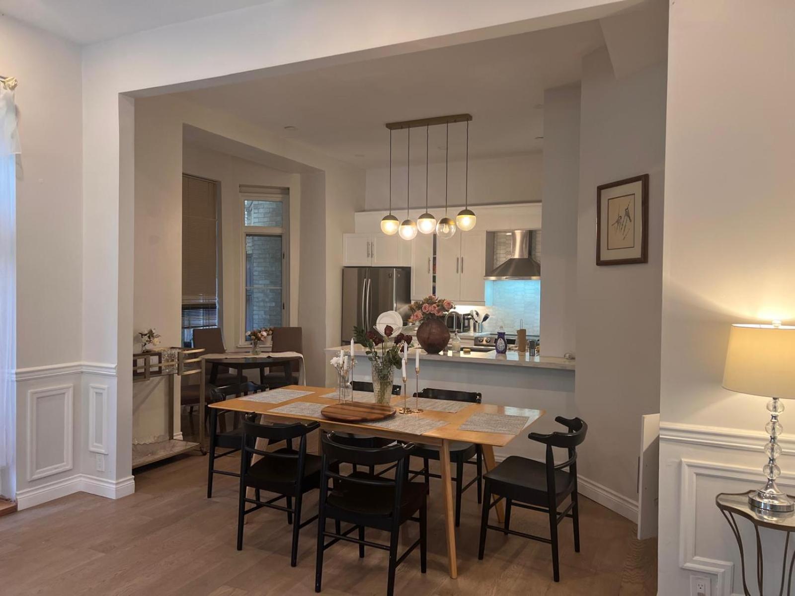 Sweet Home Toronto Luaran gambar